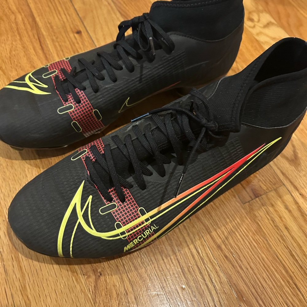 Like new-Nike Mercurial Black and Yellow Men's Soccer Shoes
